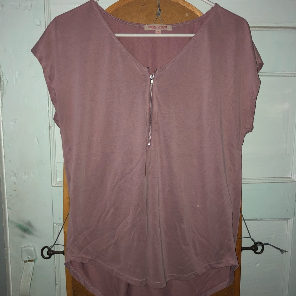 Basic pink zipper tee